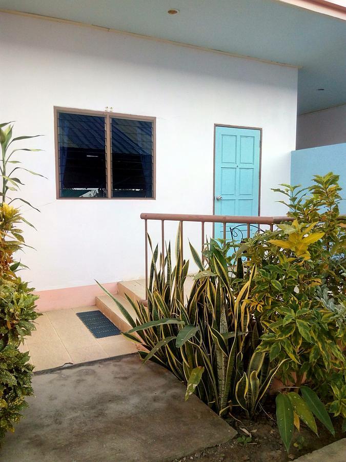 Peace Pool Resort Khun Han Exterior photo